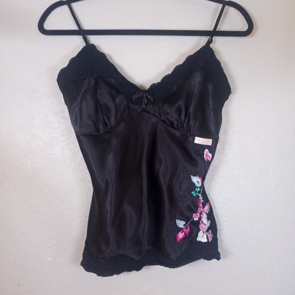 Baby Phat Tops - Baby Phat Vintage Y2K Black Lace Baby Doll Sweetheart Neckline Embroidered Cami
